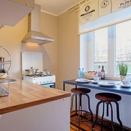 Apartamento Vaike-ameerika 1 Bedroom Craftlat