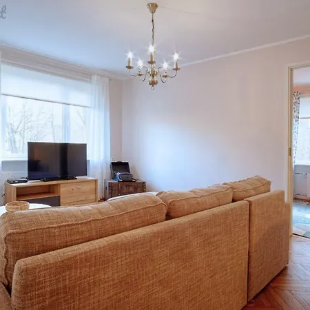 Vaike-ameerika 1 Bedroom Craftlat Appartamento